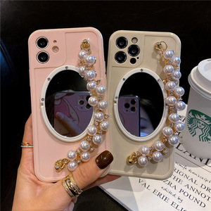 Funda de teléfono móvil con espejo y cadena de perlas, para <span class=keywords><strong>iPhone</strong></span> <span class=keywords><strong>7</strong></span> <span class=keywords><strong>plus</strong></span> 12 11 pro max xr xs max, espejo de <span class=keywords><strong>cristal</strong></span> para chicas - Product Image 1