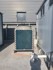 Climatiseur industriel longue portée pour l'air ambiant, unité de chauffage et de refroidissement centralisée industrielle pour usines et ateliers - Product Image 4