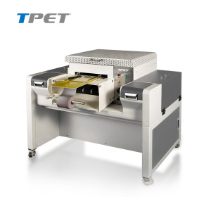 Machine automatique de pose de poches avec fonctions de repassage et de moules ajustables pour la production de poches de jeans et de chemises avant la couture - Product Image 1