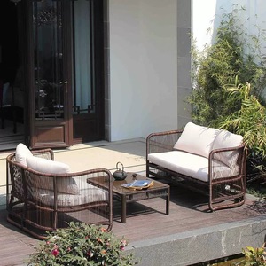Sofá Individual para Interiores y Exteriores con Estructura de Acero, Cojín de Esponja de Alta Densidad y Exterior de Mimbre para Patios y Balcones - Product Image 5
