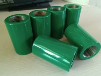 Coupleur de barres d'armature en acier au carbone enduit d'époxy durable pour ponts et applications marines