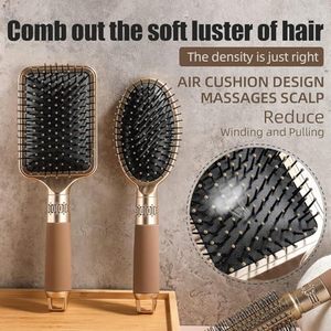 Juego de cepillos para el cabello de lujo chapados en oro ABS con logotipo privado personalizado al por mayor, juego de cepillos y peines mate antienredos populares en Europa - Product Image 6