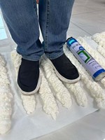 Adhésif polyuréthane liquide monocomposant blanc écologique Baolijia pour la construction industrielle, mousse pulvérisée à faible expansion