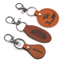Porte-clés en cuir gaufré avec logo personnalisé, porte-clés multi-formes en similicuir avec fermoir mousqueton