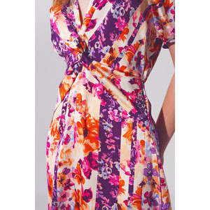 Vestido maxi con estampado floral y nudo frontal en multicolor - Product Image 2