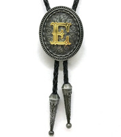Collar Bolo Tie Occidental Personalizado Premium de Latón Grabado con Deslizador Ovalado, Letra Inicial Dorada, Cuero Trenzado para Hombre, OEM ODM, Pedido al por Mayor