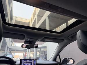 <span class=keywords><strong>Toyota</strong></span> <span class=keywords><strong>Corolla</strong></span> d'occasion 2024, <span class=keywords><strong>hybride</strong></span> intelligent, double moteur 1.8L E-CVT, édition Elite, 10000 km, véhicule en bon état - Product Image 5