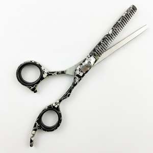 กรรไกรซอยผมมืออาชีพ ยี่ห้อ ASAP ขนาด 6 นิ้ว สำหรับคนถนัดขวา ใบมีดสแตนเลส ปลายคม ด้ามยาว เป็นมิตรกับสิ่งแวดล้อม เหมาะสำหรับร้านเสริมสวย - Product Image 3