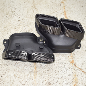 Puntas de escape cuadradas de fibra de carbono estilo AMG para Mercedes W205 Clase C, GLE, GLS, Clase S con núcleo de acero inoxidable - Product Image 3