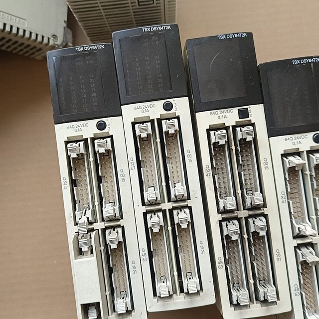 TSXDSY64T2K2 Output Module Digital 64 Point for PLC
