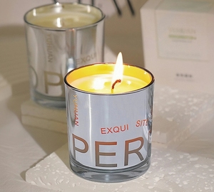 Velas <span class=keywords><strong>de</strong></span> pilar <span class=keywords><strong>de</strong></span> cera <span class=keywords><strong>de</strong></span> soja aromática <span class=keywords><strong>de</strong></span> <span class=keywords><strong>serie</strong></span> creativa moderna urbana <span class=keywords><strong>de</strong></span> alta calidad, tarro <span class=keywords><strong>de</strong></span> vidrio <span class=keywords><strong>de</strong></span> larga duración hecho a mano, barras caseras sin humo - Product Image 4