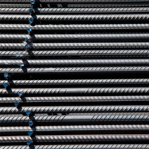 Barre di Armatura in Acciaio Nervato HRB400 500 per Calcestruzzo, 6m 9m 12m, Fornitura Diretta dal Produttore al Miglior Prezzo per Tonnellata - Product Image 3