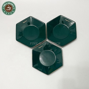 Quantité personnalisée blanc vert octogone hexagone trovirens porcelaine plat assiettes en céramique avec bordure dorée pour Restaurant - Product Image 1