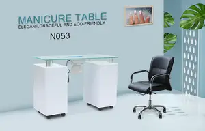 Fransız Modern stil ucuz güzellik salonu mobilyası cam üst taşınabilir parlak Spa beyaz tırnak istasyonu manikür masası Fan ile