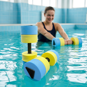Mancuernas Flotantes de Agua - Material EVA Ligero y Cómodo, Equipo Deportivo para Piscina, para Uso en Primavera y Verano - Product Image 1