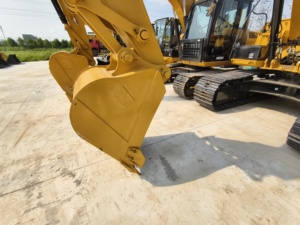 Usado para CAT Caterpillar 315D2GC Excavadora de orugas japonesa original de 14 toneladas con motor central Entrega global en stock para la venta - Product Image 6