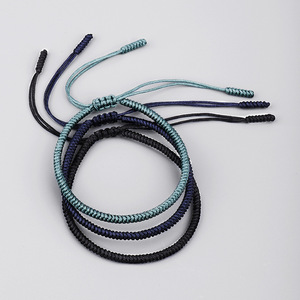 Vendita calda con <span class=keywords><strong>nodo</strong></span> di diamante intrecciato con cordoncino rosso Love braccialetto alla moda tibetano puntino portafortuna elemento cinese braccialetti per donna uomo - Product Image 2