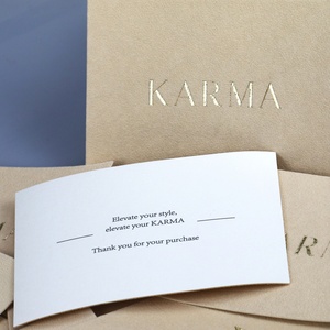 Tarjetas de Invitación de Terciopelo Personalizadas con Impresión en Dorado, Sobres de Terciopelo con Acabado Brillante Autoadhesivo, Tarjeta Elegante - Product Image 4
