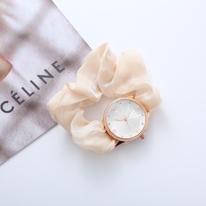 Orologio con bracciale a foglia, nuovo orologio da <span class=keywords><strong>donna</strong></span> hit hair ring con ciondolo <span class=keywords><strong>alla</strong></span> <span class=keywords><strong>moda</strong></span> moderna graziosa decorazione per ornamenti quotidiani - Product Image 4