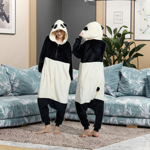 بيجامة حيوان الباندا اللطيفة للبالغين، ملابس نوم حرارية للشتاء/الربيع، دافئة من الفلانيل، بدون أقدام مع جيوب وغطاء للرأس - Product Image 1