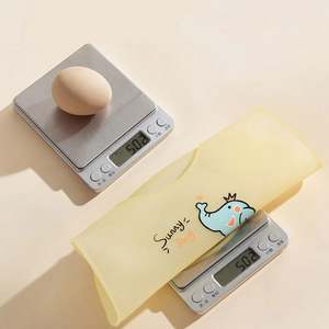 Baberos de Bebé Ajustables con Estampado de Dibujos Animados Personalizados, Baberos de Silicona de Grado Alimenticio Impermeables - Product Image 4