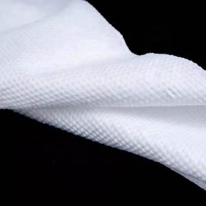 Personnalisé 3mm d'épaisseur 100% polyester spunlace tissu non tissé respirant <span class=keywords><strong>et</strong></span> imperméable papier pour combinaison médicale - Product Image 1