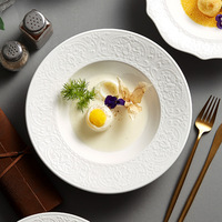 Bol à soupe en porcelaine gaufrée de forme irrégulière de la série Alice, assiette à soupe en céramique blanche, vaisselle d'hôtel pour soupe, pâtes, salade