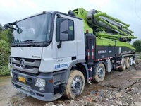 Camion de livraison de béton d'occasion Benz 52M à essence avec pompe et moteur ZOOMLION à 5 sections pour la construction 0086 18117060100