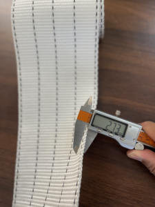 Sangle de levage industrielle en polyester de 12,5 cm, blanche, facteur de sécurité 5:1, haute résistance, haute ténacité - Product Image 4