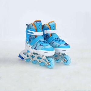 2022 produit roues de verrouillage de rouleau nouveau Design réglable pour adultes <span class=keywords><strong>Oxelo</strong></span> patins à roues alignées 3 pneus - Product Image 1