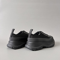 Chaussures en toile noires haut de gamme à semelle épaisse, tendance, baskets décontractées pour hommes et femmes