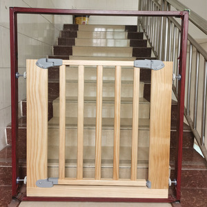 Barrière d'escalier en métal pour bébé, barrière d'escalier en <span class=keywords><strong>bois</strong></span> pour bébé - Product Image 1