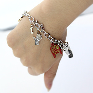 Collar con Colgante <span class=keywords><strong>de</strong></span> <span class=keywords><strong>Banda</strong></span> <span class=keywords><strong>de</strong></span> Punk <span class=keywords><strong>Rock</strong></span> y Heavy Metal, Llavero Personalizado, Regalo para Fanáticos, Superventas - Product Image 5