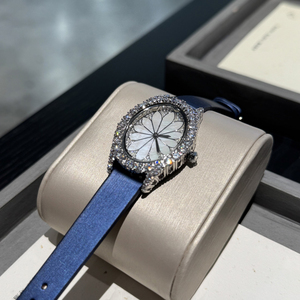 Montre de luxe pour femme, bracelet en argent sterling et diamants, bracelet en cuir, élégante montre à quartz - Product Image 1