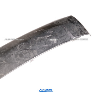 อะไหล่ถอดประกอบชิ้นส่วนโครเมียมกันชนหลังรถยนต์โรลส์-รอยซ์ คัลลิแนน  ชิ้นส่วนเหล็กตกแต่งกันชนหลังส่วนบน  หมายเลขอะไหล่แท้ 51127462138 - Product Image 4