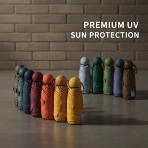 Mini parapluie de voyage mignon toutes saisons avec revêtement noir, parapluie de poche portable pour filles, design pliable en cinq sections, taille identique à un téléphone - Product Image 6