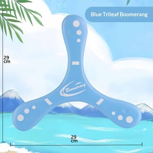 บูมเมอแรงพลาสติกสำหรับเด็กแบบอินเทอร์แอคทีฟสำหรับเล่นกลางแจ้ง  แบบนุ่ม  รูปทรงใบไม้สามใบ สำหรับเด็กอายุ 5-7 ปี - Product Image 2