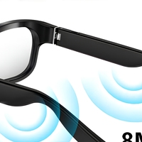 Lunettes Intelligentes de Traduction IA avec Caméra 8MP, Audio et Contrôle, Recharge Type-C pour la Communication en Voyage