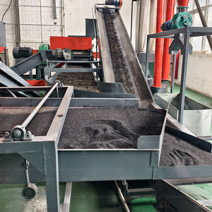 Broyeur de pneus entièrement automatique à commande PLC, entraîné par moteur, pour la production de caoutchouc en granulés, ligne de recyclage de pneus usagés - Product Image 3