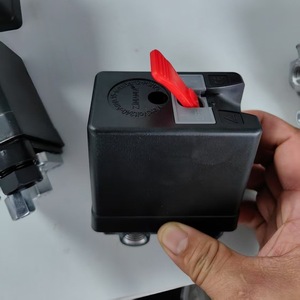 Pressostat automatique G1/2 SPST 220 V 16 A IP54 pour compresseur d'air et accessoires de pompe - Product Image 1