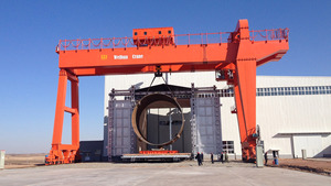 מנוף גשרי ענק 2000t-62m עם מערכת ניהול נתונים 5G, עיצוב עגלה כפולה ותאימות לתקני AWS - Product Image 6