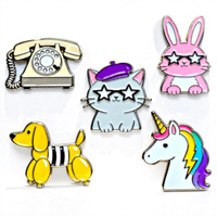 Épingles personnalisées en alliage de zinc avec émail souple, moulées sous pression, motif animal de dessin animé mignon, badges promotionnels