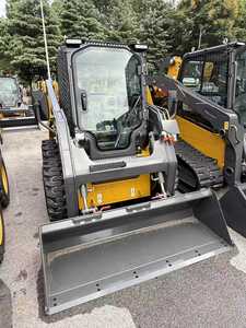 Mini-chargeuse compacte haute performance, fabricant chinois, chargeuse compacte Xc7-Sr07, pneus pour mini-chargeuse compacte - Product Image 2