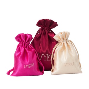 Sacs en satin personnalisés de haute qualité directement de l'usine avec logo - Product Image 1