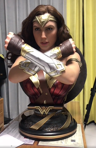 Statue de <span class=keywords><strong>Wonder</strong></span> <span class=keywords><strong>Woman</strong></span> en résine de haute qualité, DC Justice League Comics, buste demi-corps/figurine corps entier 1/1, à vendre - Product Image 2
