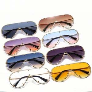 Gafas de Sol Extra Grandes con Forma de Escudo Retro de Moda para Mujer, UV400, Montura Metálica, Gafas de Sol de una Pieza 2021 - Product Image 1