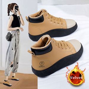Winter New <b>Small</b> White Shoes Women Plus Velvet Cotton Shoes Casual Shoes - Product Image 1