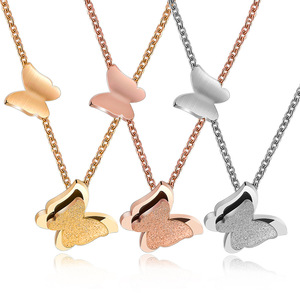 Collier papillon en acier inoxydable, double couche, pendentif givré de 14 mm, chaîne de clavicule, bijoux à porter au quotidien, cadeau - Product Image 1