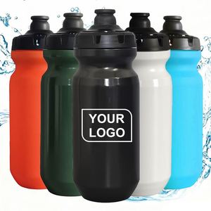 Bouteille d'eau en plastique personnalisée avec logo, sans BPA, 610 ml, à presser, pour sport, extérieur, gym, voyage, cyclisme, vente en gros - Product Image 1