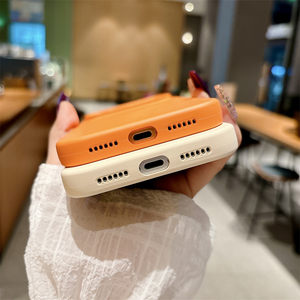 เคสโทรศัพท์ซิลิโคนเหลวคุณภาพสูงสำหรับ iPhone แบบแม่เหล็ก, เคส iPhone 17 Pro Max ซิลิโคนแท้ของ Apple - Product Image 4
